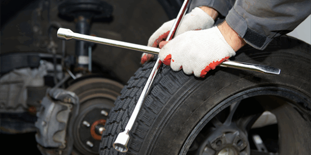 Bandenwissel: zelf banden wisselen of laten wisselen? De voor- en nadelen op een rij!